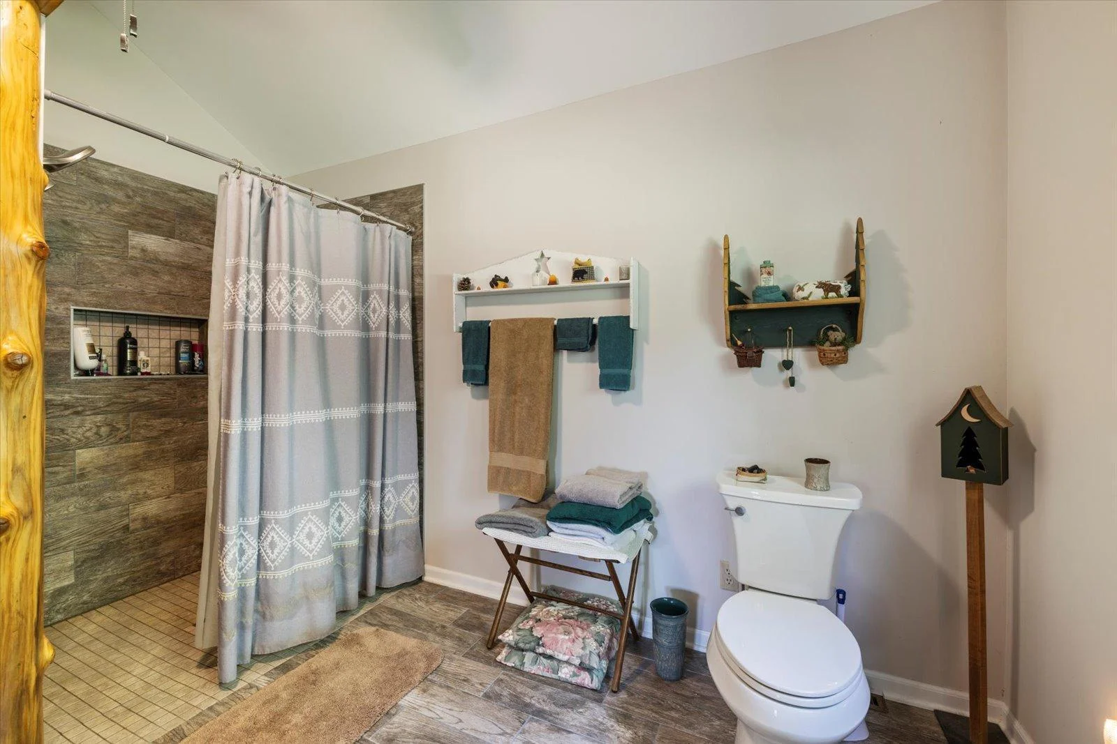 Main floor Primary 3/4 bath