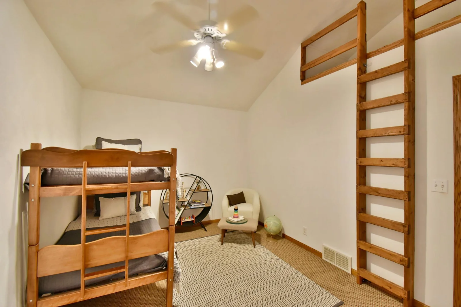 Bonus room