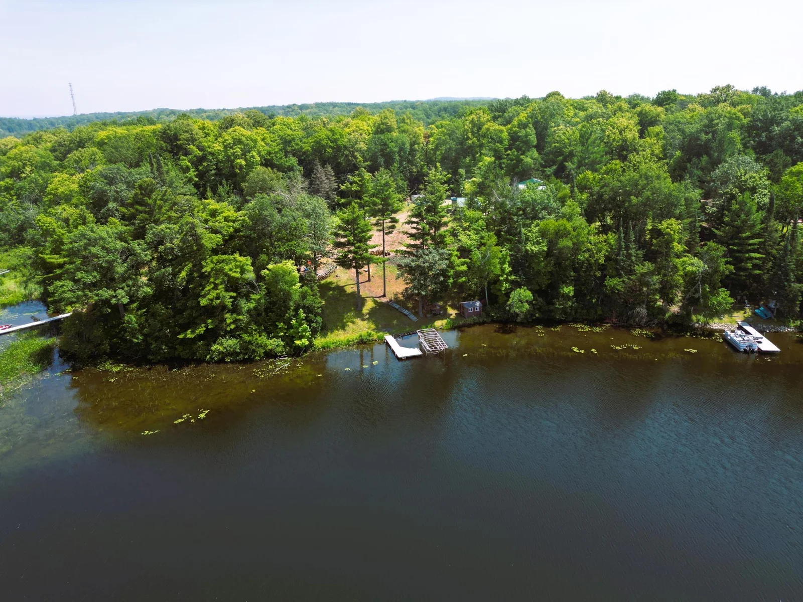 238' of lake frontage
