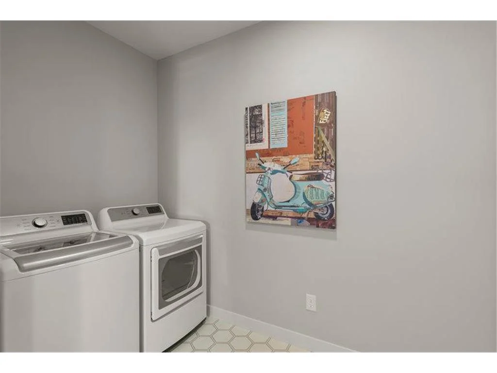 Photos of previously built home - options may vary