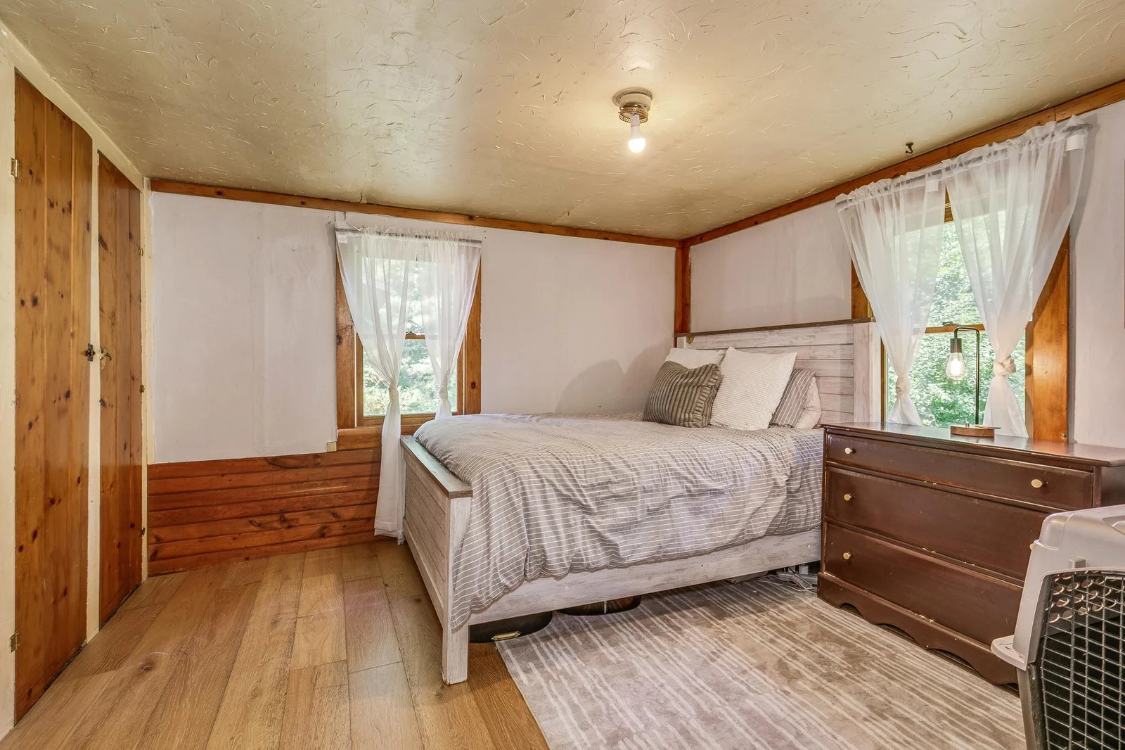 Main level bedroom