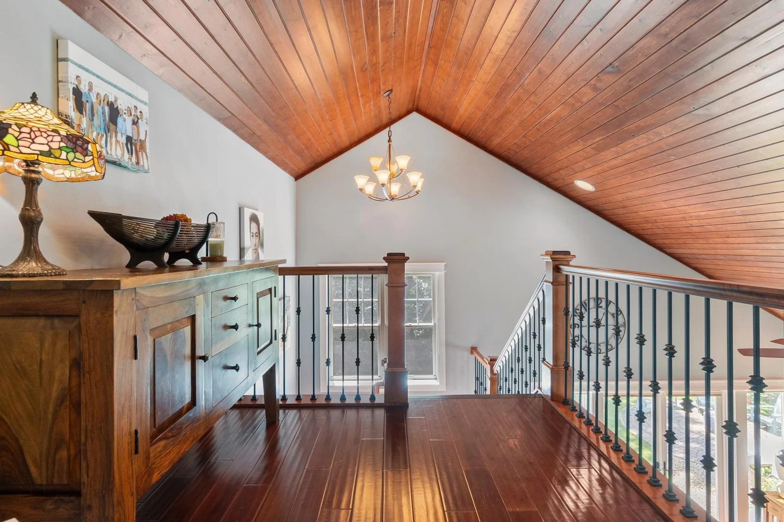 Second Floor Landing.JPG