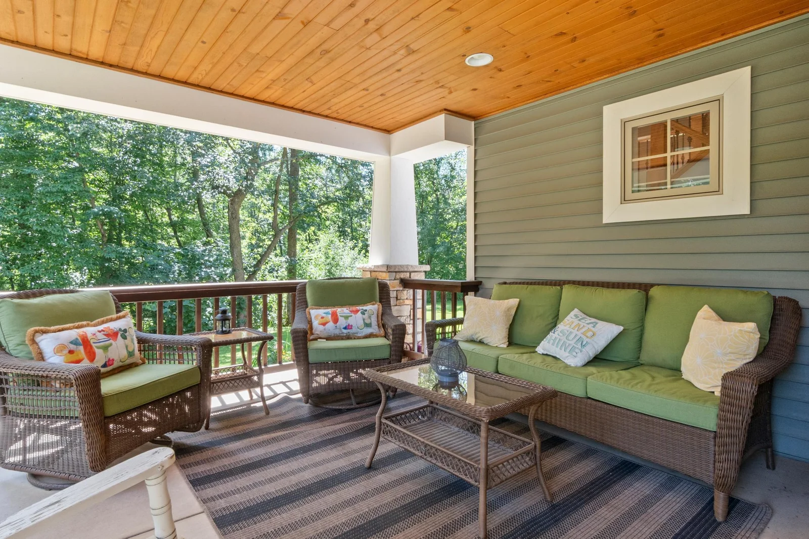 Front Porch.JPG