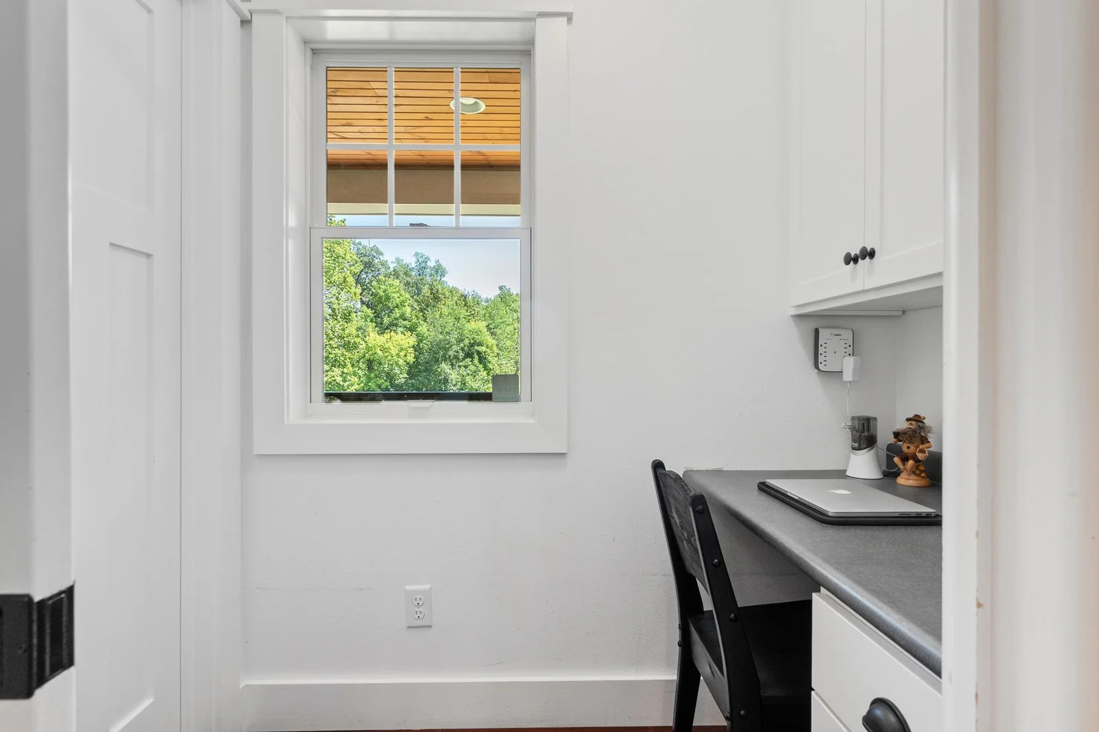 Desk and Walk-in Pantry.JPG