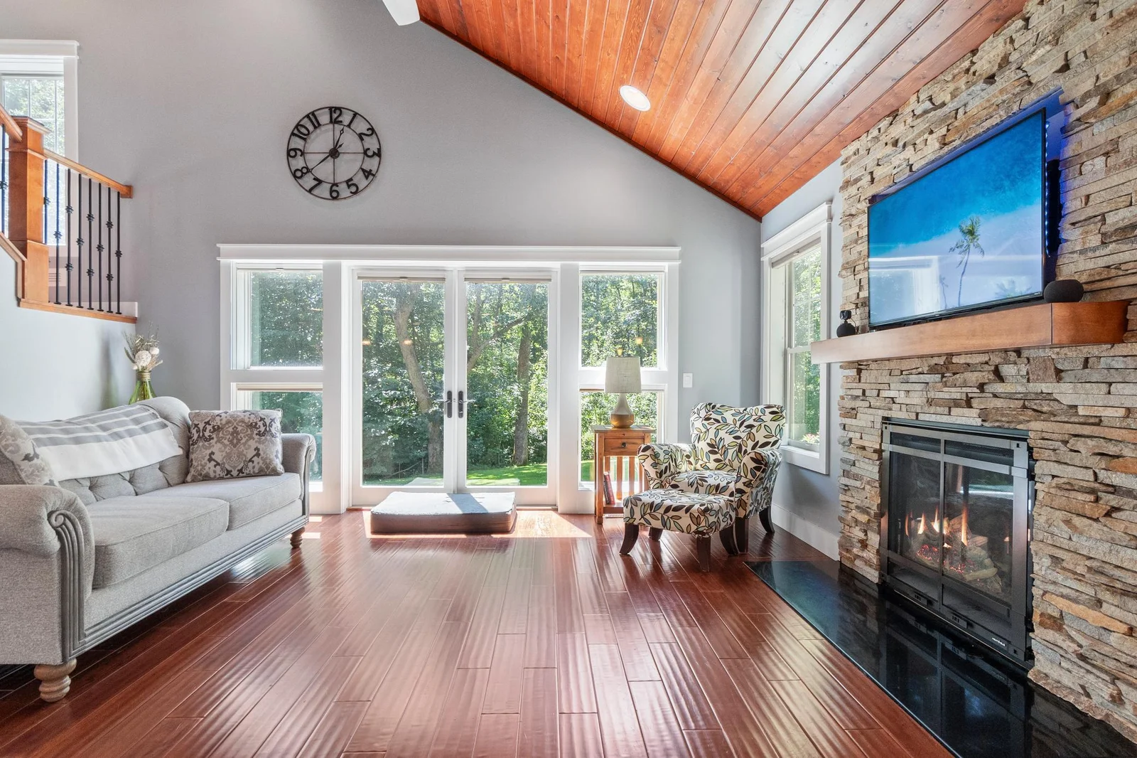 Living Room.JPG
