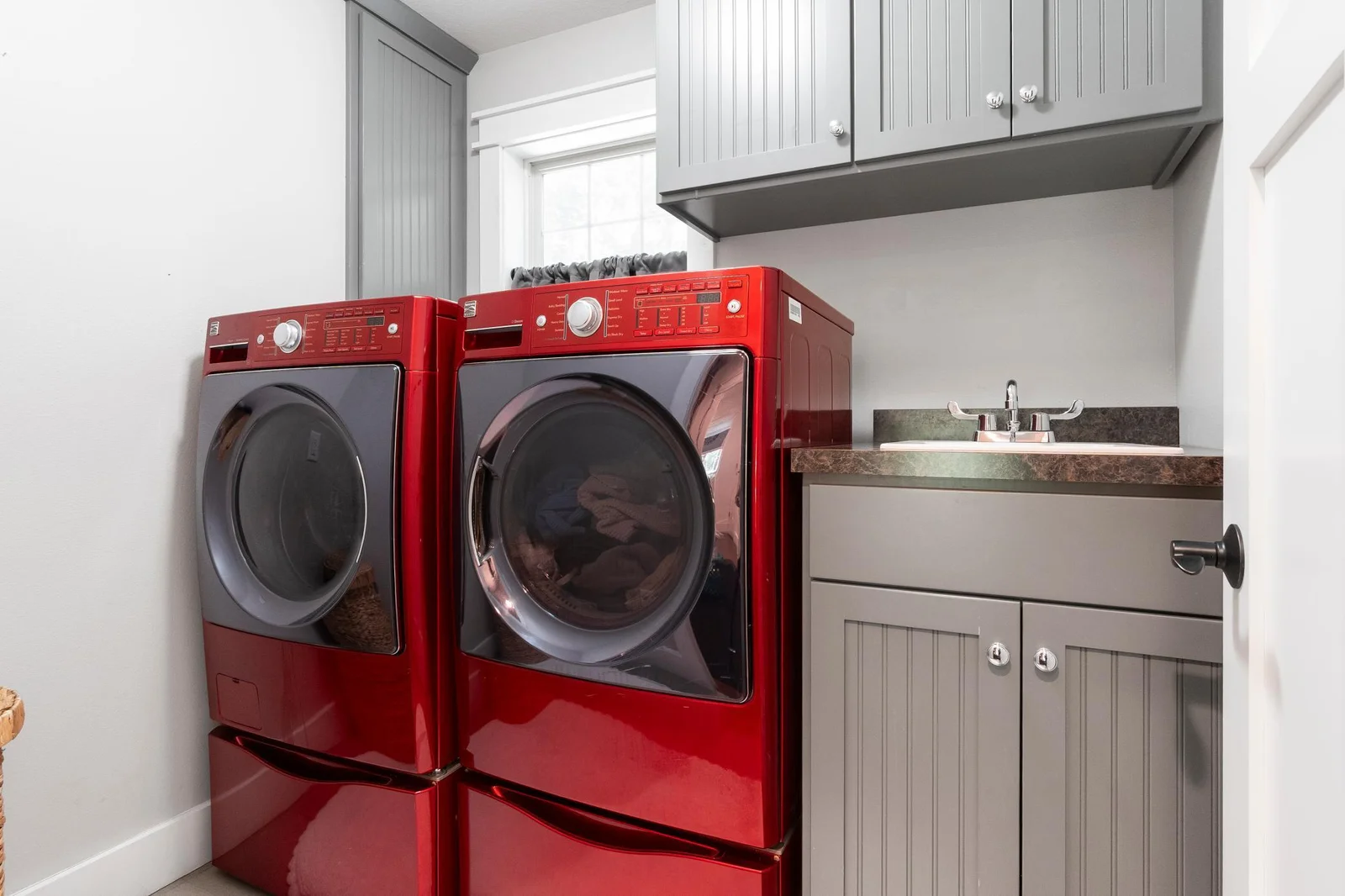 Laundry Room.JPG