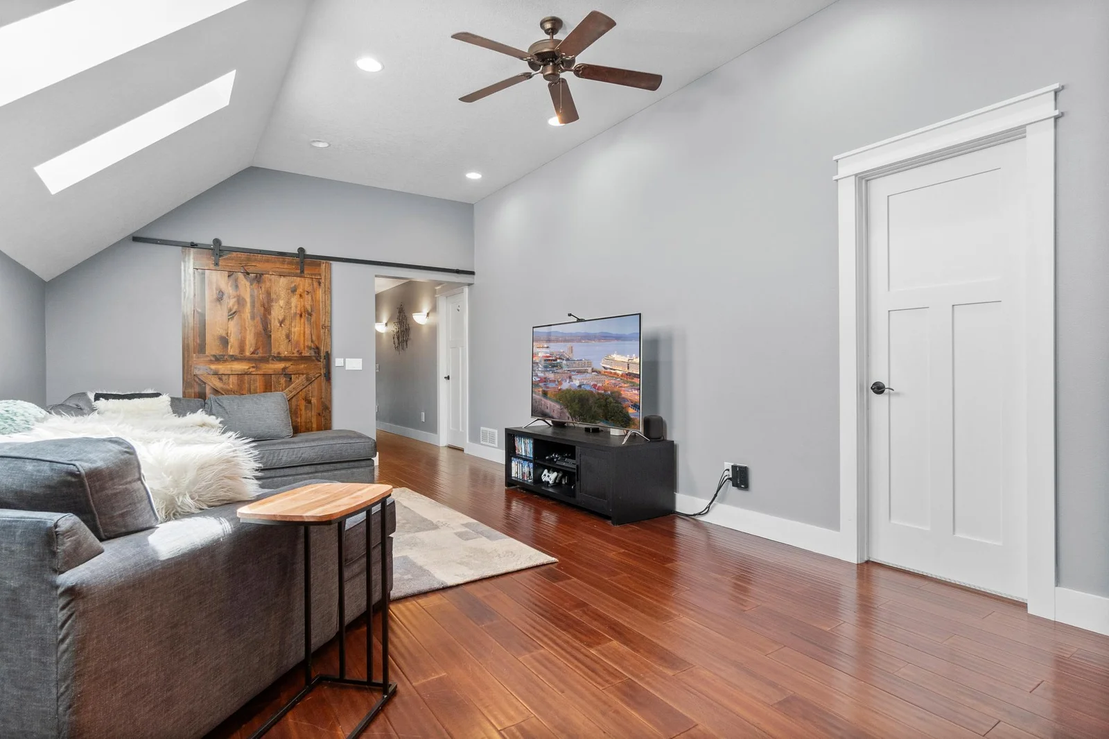 Upstairs Family Room.JPG