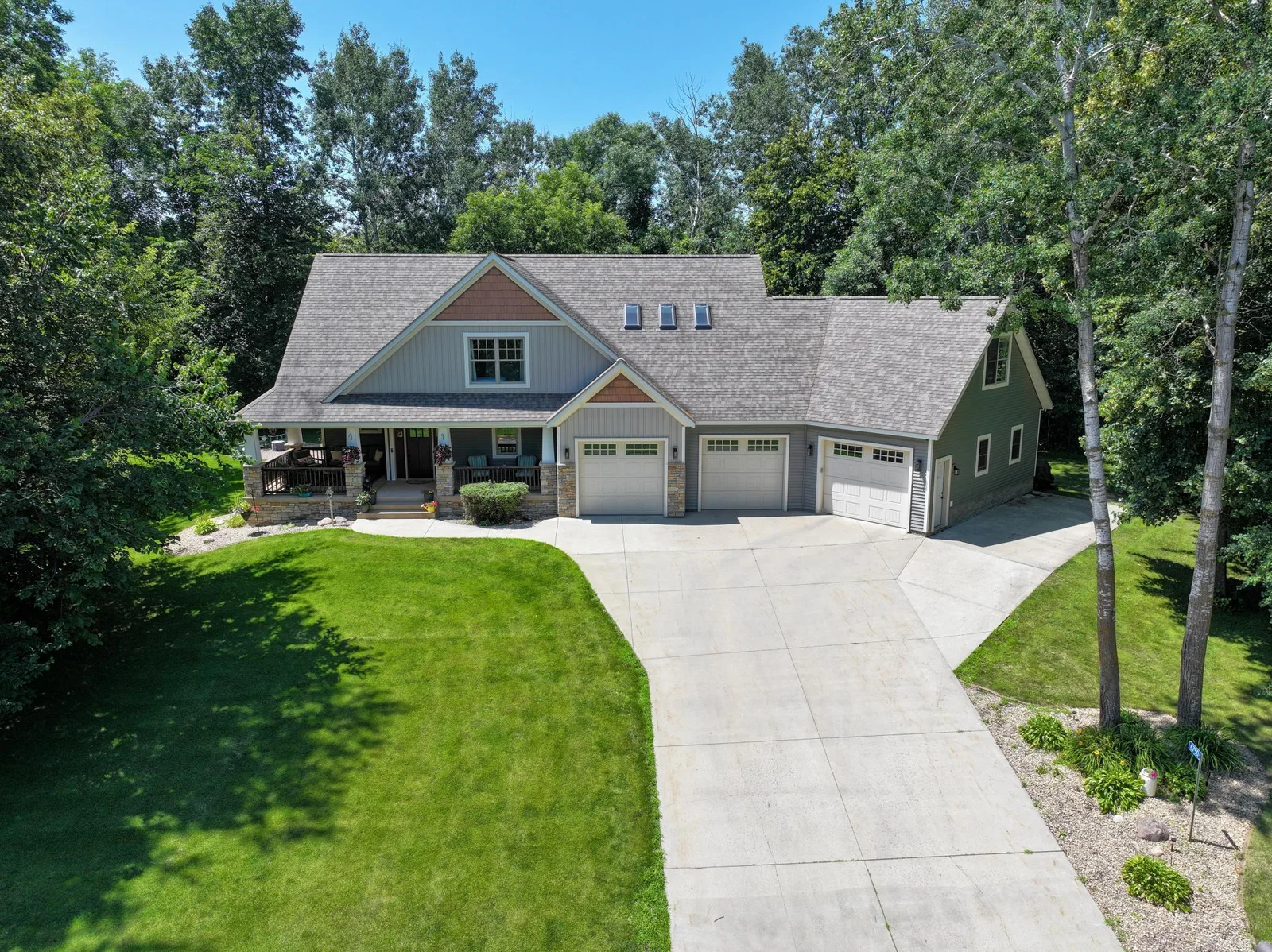 6750 Ida View Drive, Alexandria