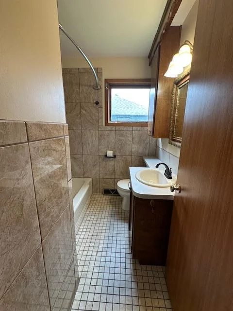 Upstairs Bath