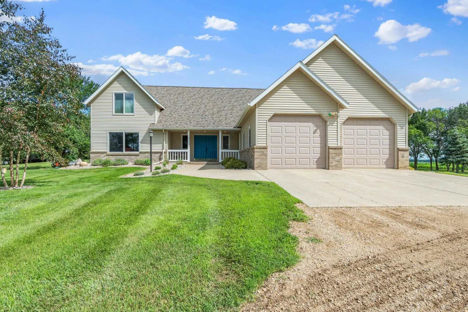 23877 County Road 21, Elbow Lake