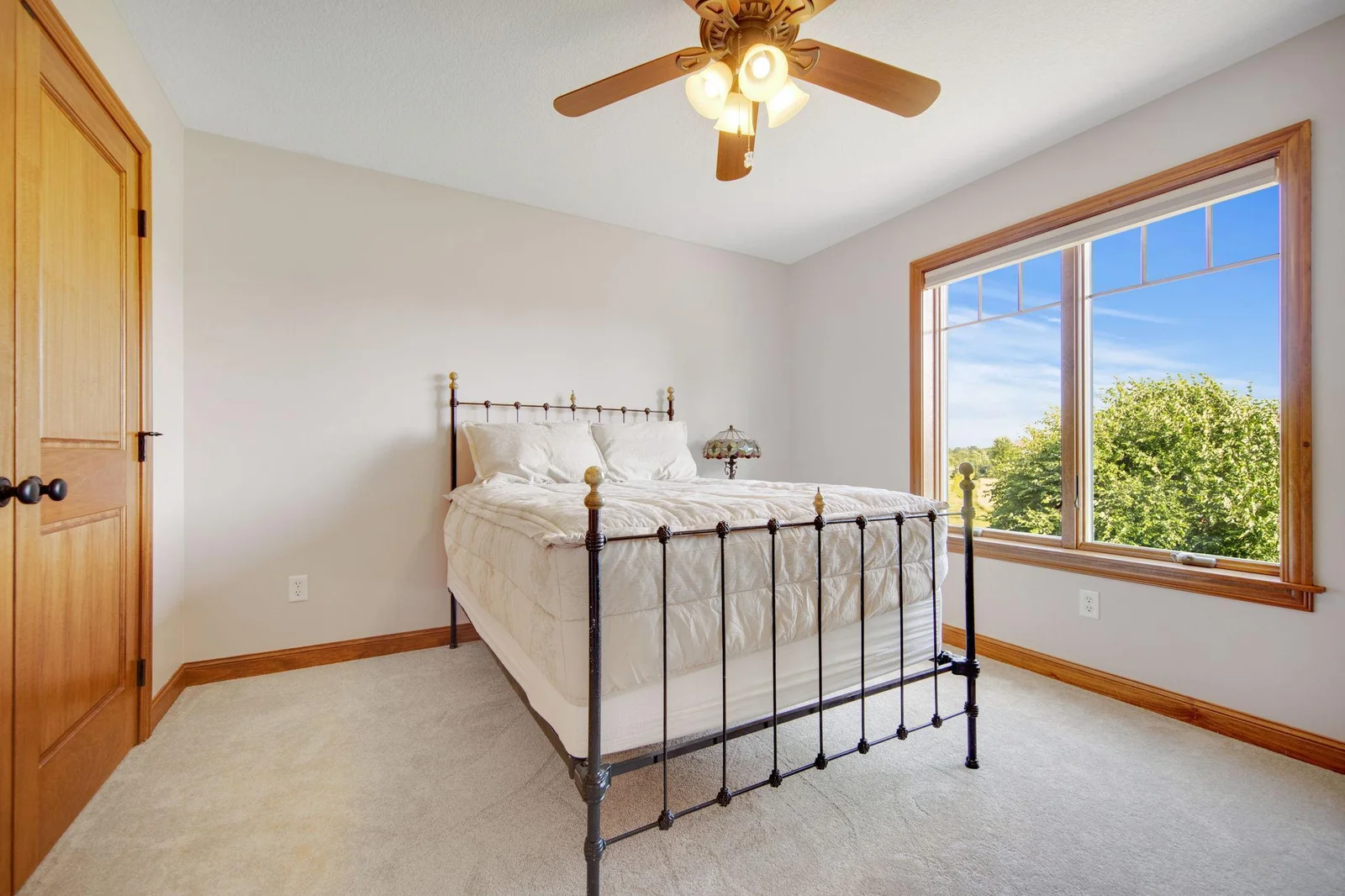 Upper level bedroom 2.