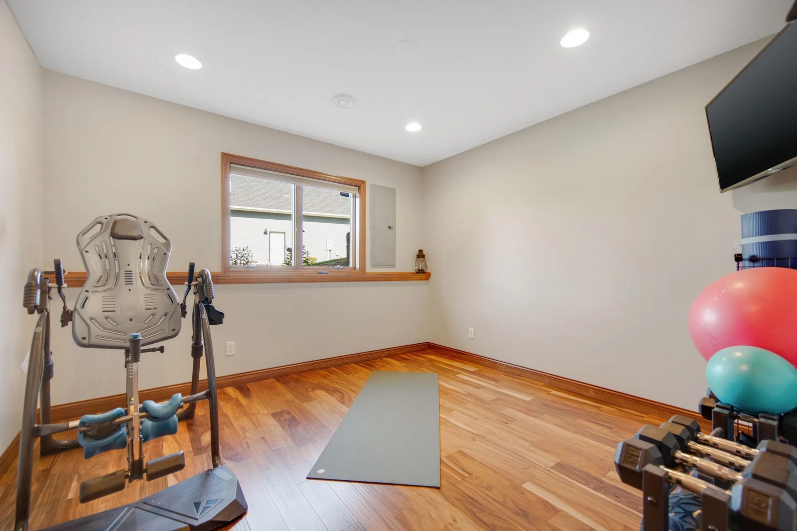 Lower level bedroom. Currently used as a home gym!