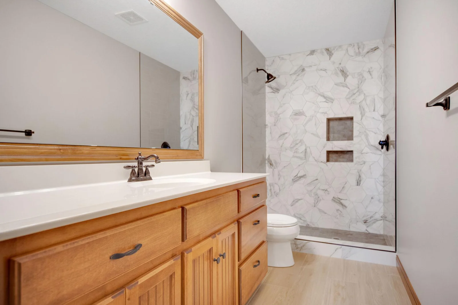 Lower level 3/4 bathroom.