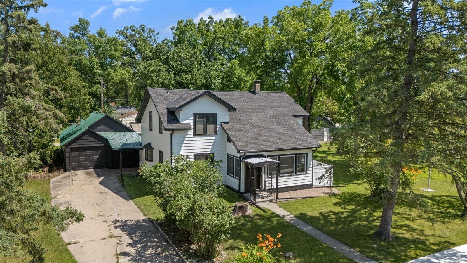 516 3rd Avenue, Grand Rapids