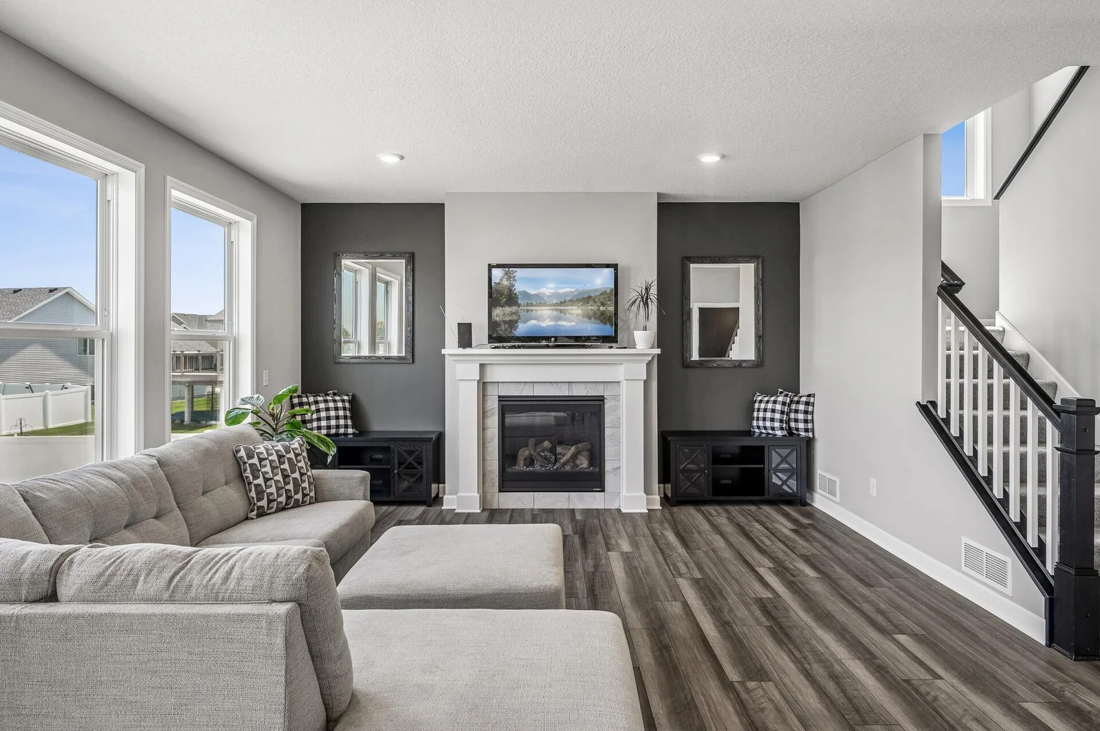 104 Hummingbird Way, Delano