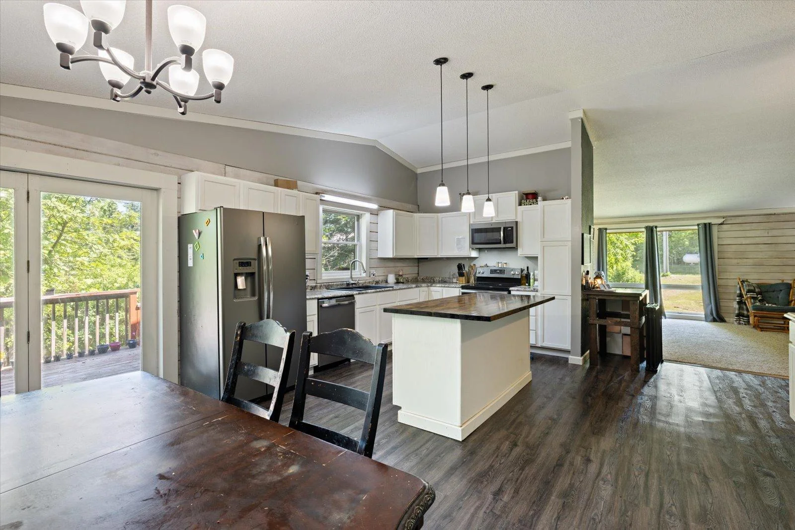 Kitchen/Dining