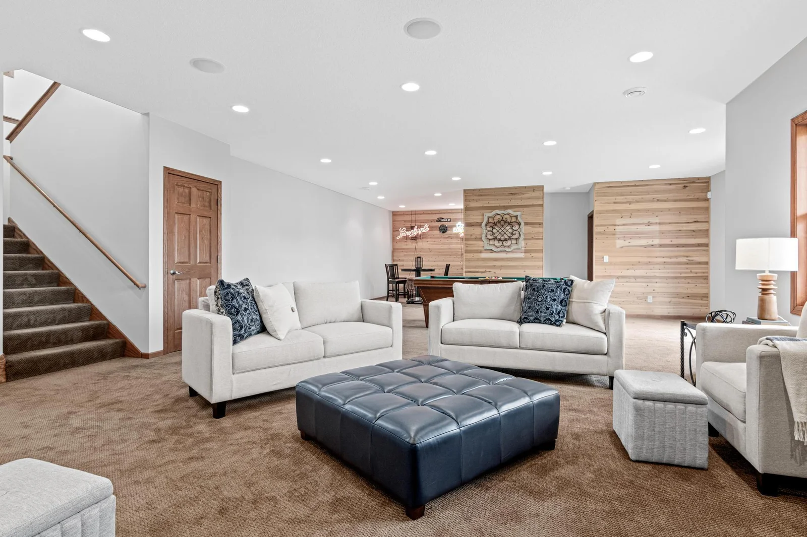 family room 3.jpg