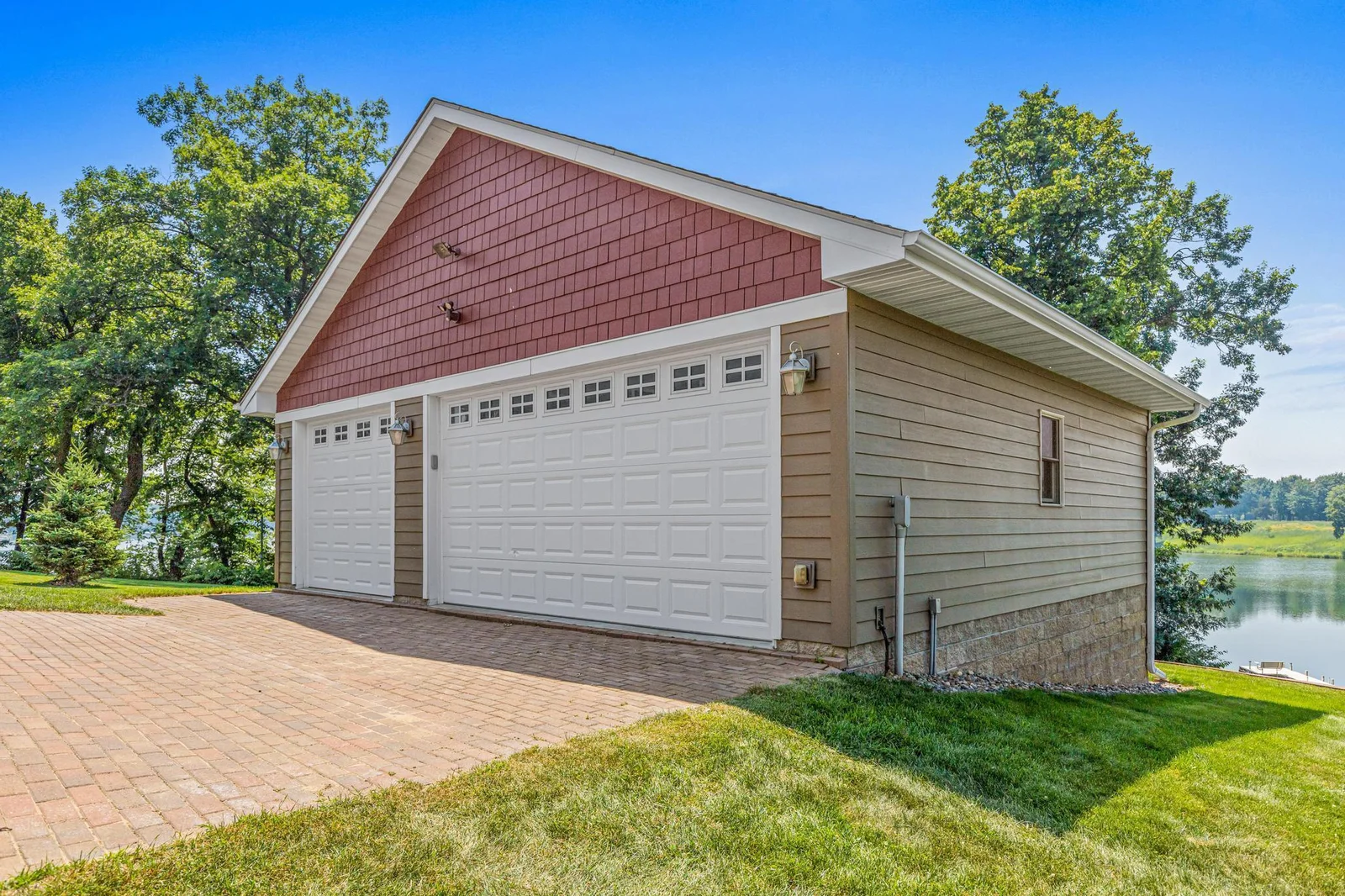 2nd garage.jpg