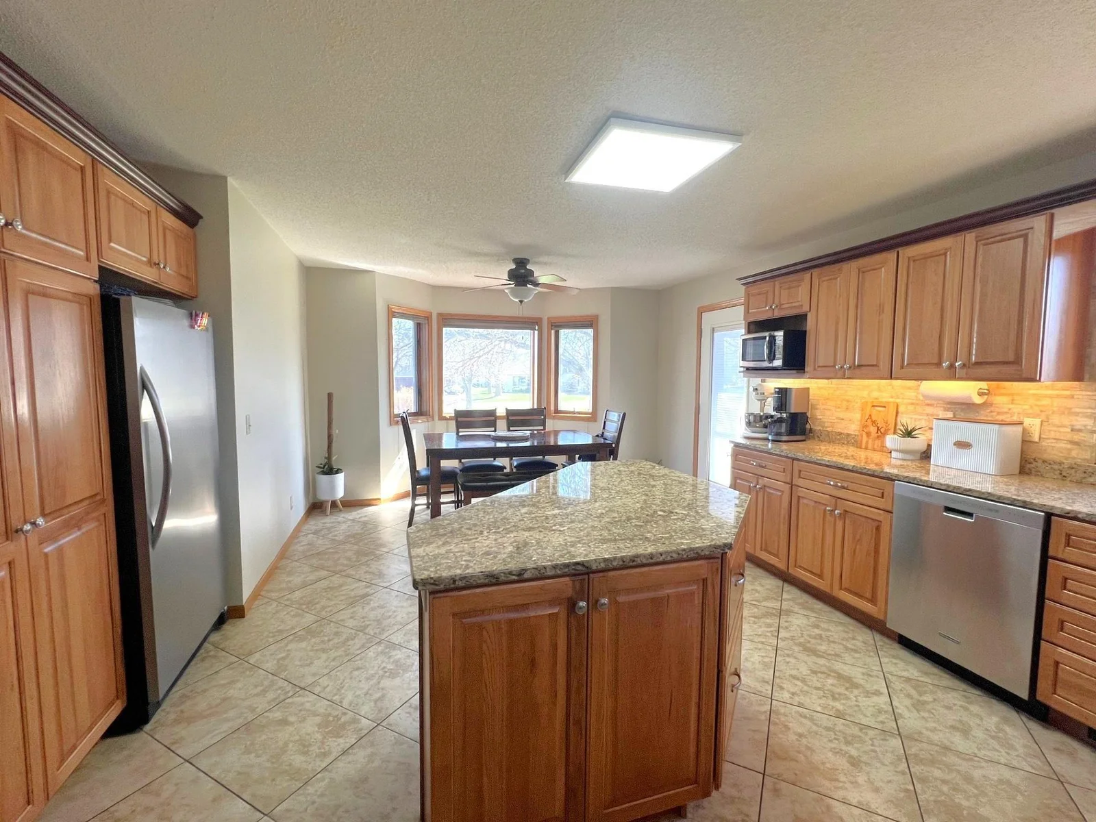 Spacious Kitchen