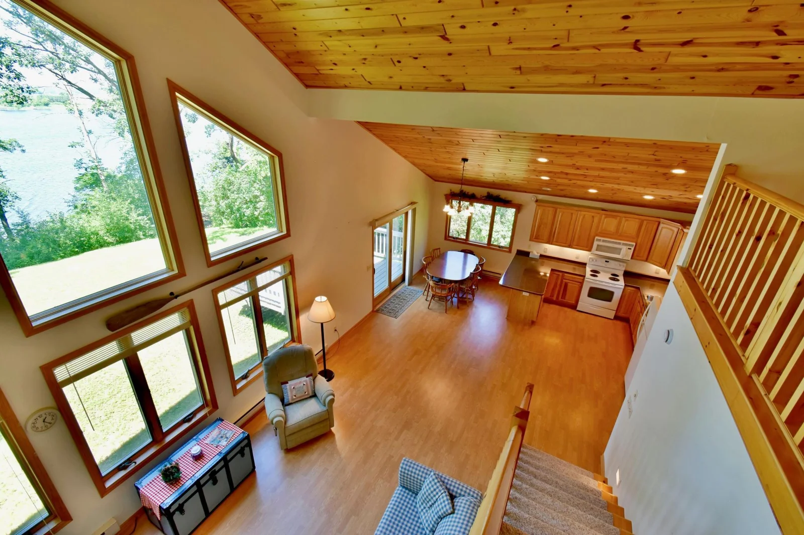 Neal - Charlotte Lake Home - 44.jpg