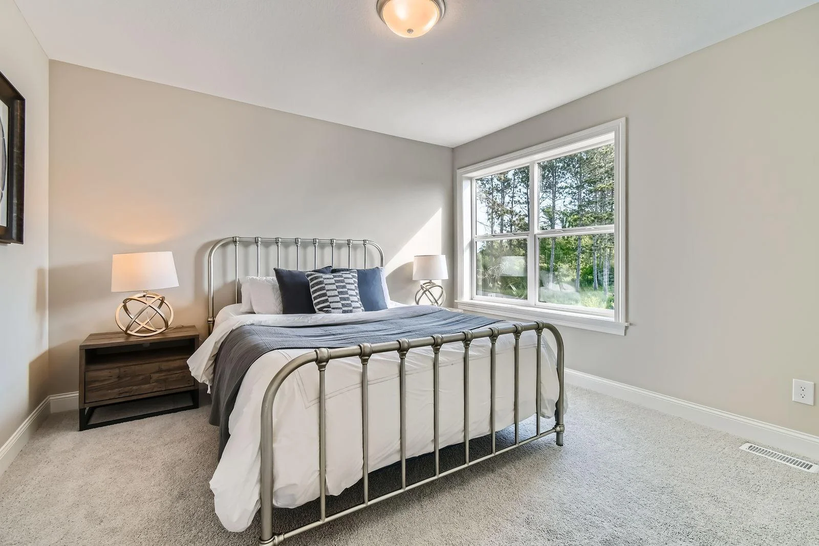 7317 Agate Trl - Web Quality - 016 - 17 2nd Floor Bedroom.jpg