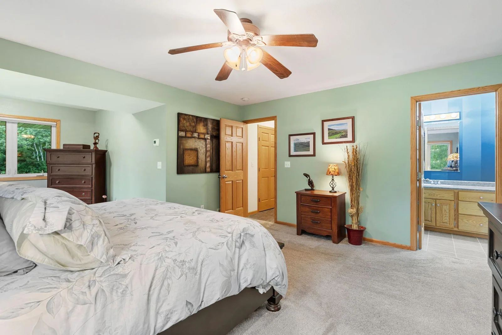 Primary suite