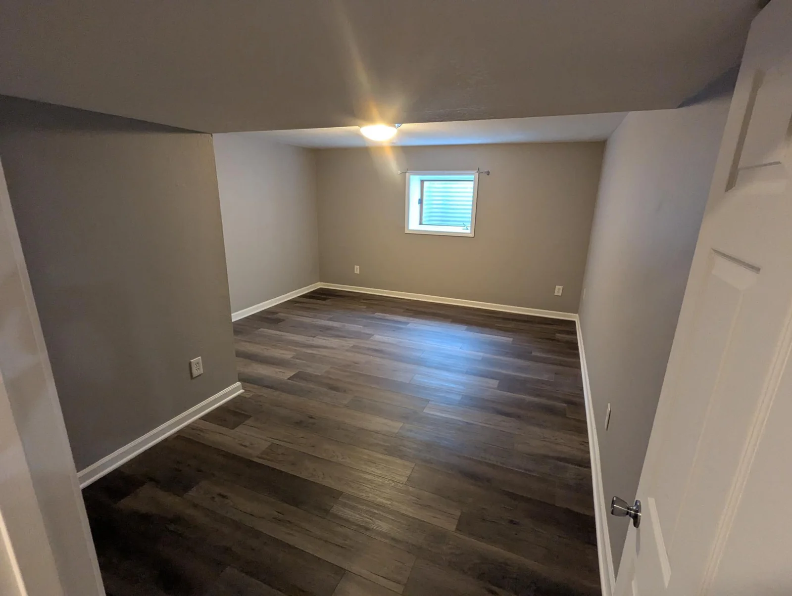 Basement Front bedroomjpg