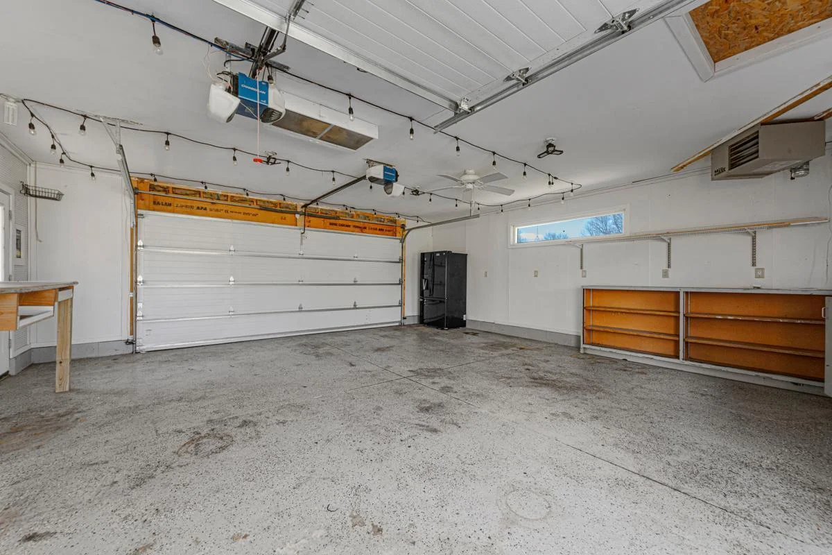 55 Garage.jpg