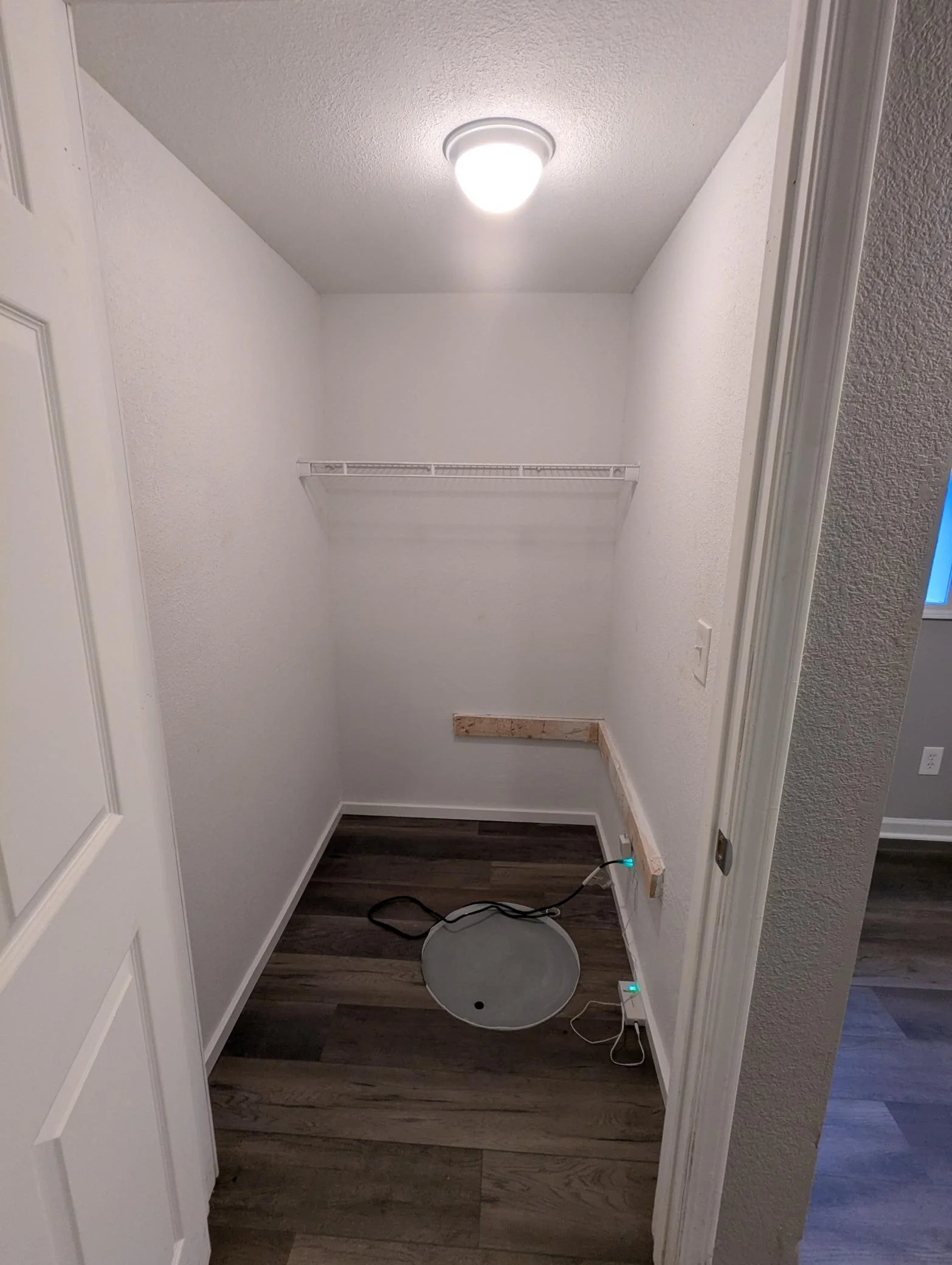 Basement back bedroom closet.jpg
