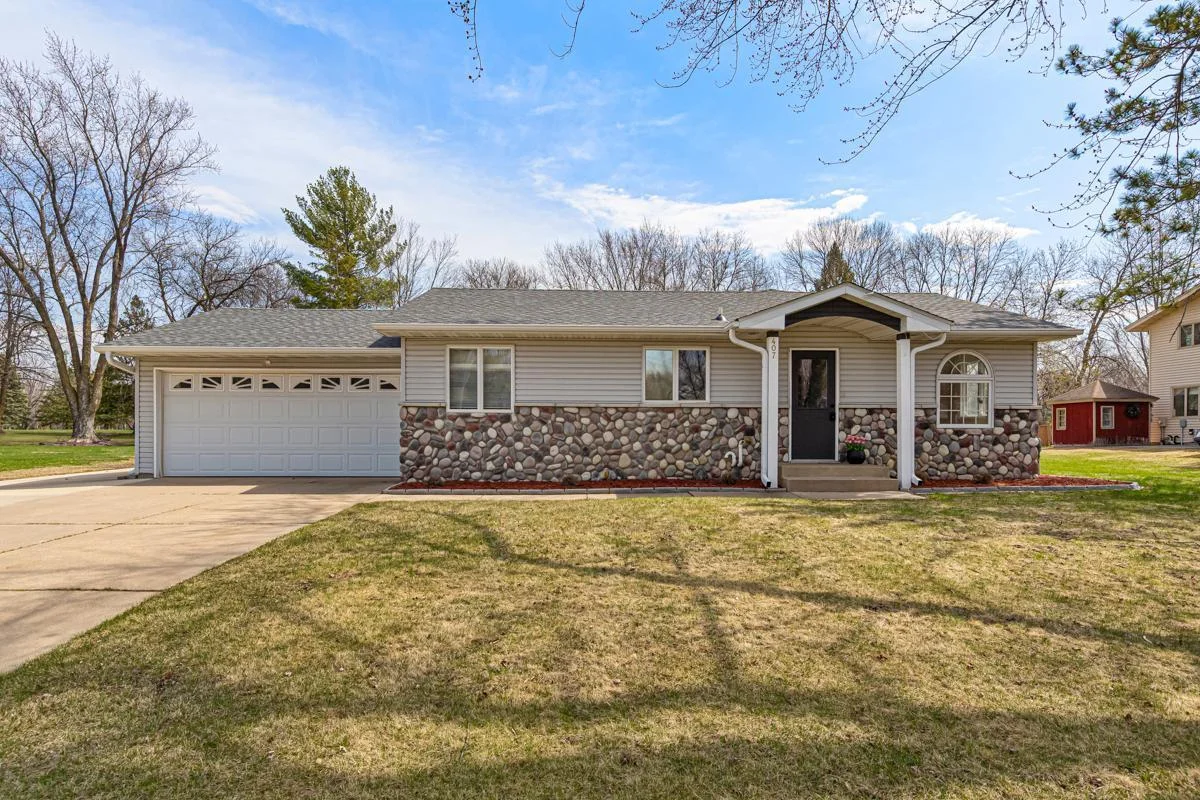 407 Columbus Avenue, New Prague