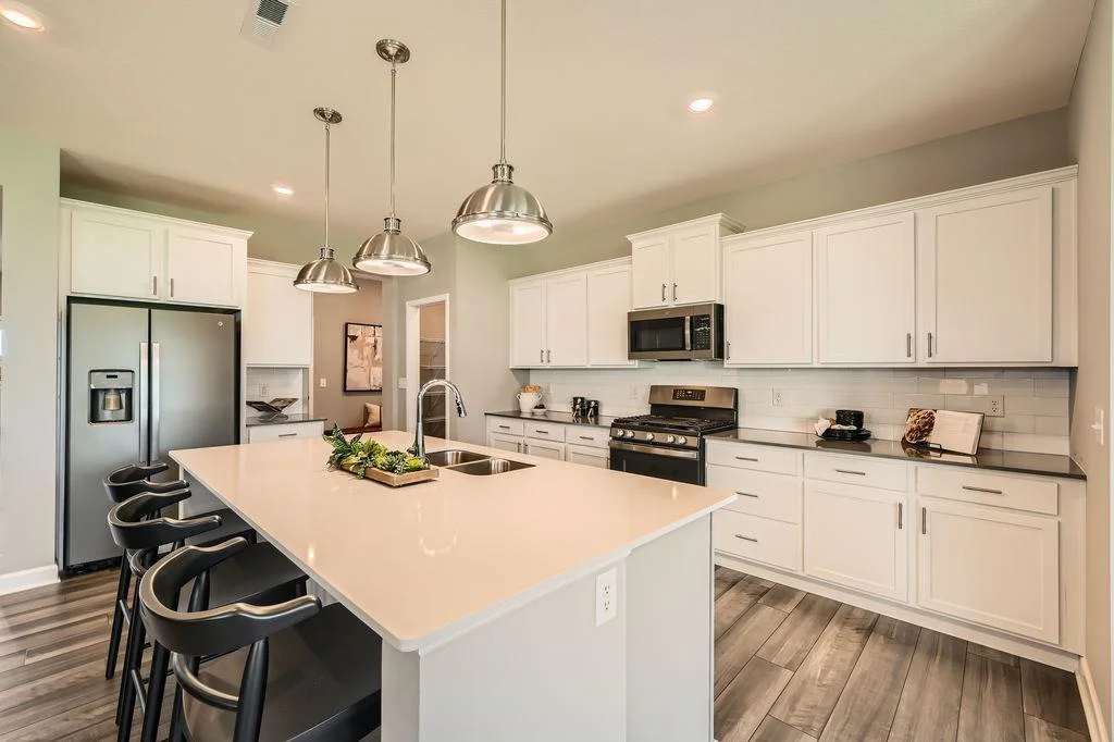 10955 Glacier Lane N - MLS Sized - 012 - 13 Kitchen.jpg