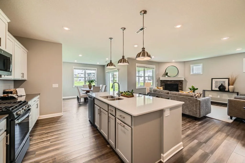 10955 Glacier Lane N - MLS Sized - 014 - 15 Kitchen.jpg