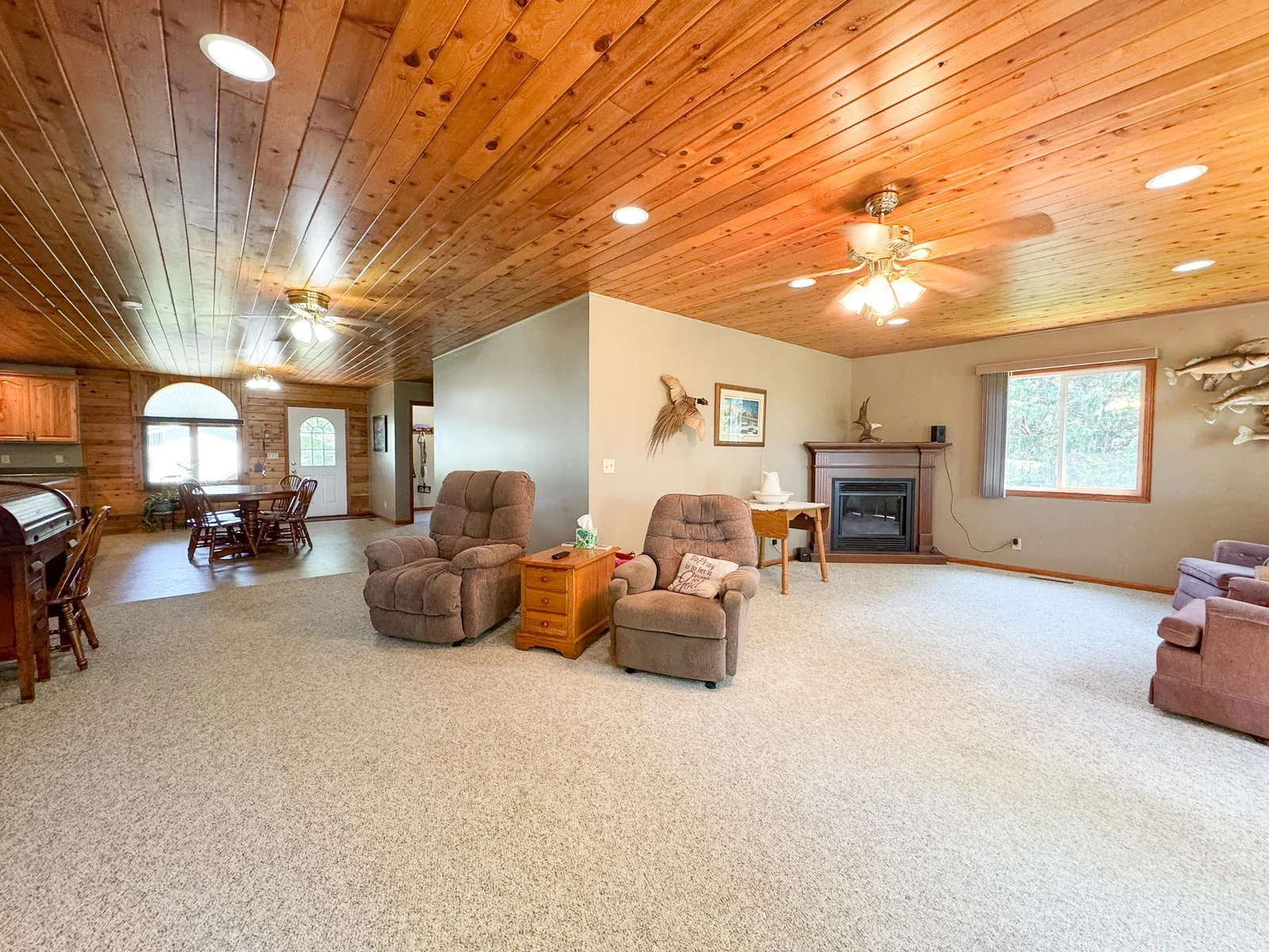 Living Room.jpg