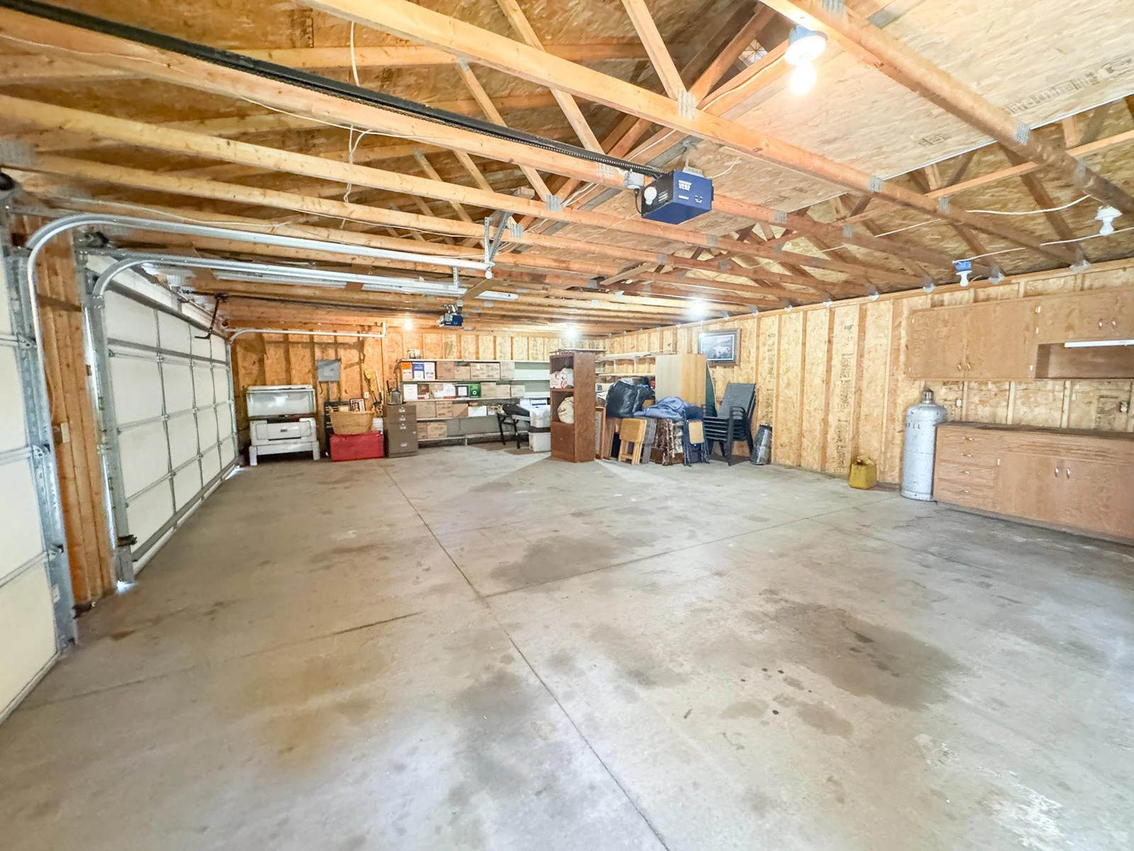 Detached Garage.jpg