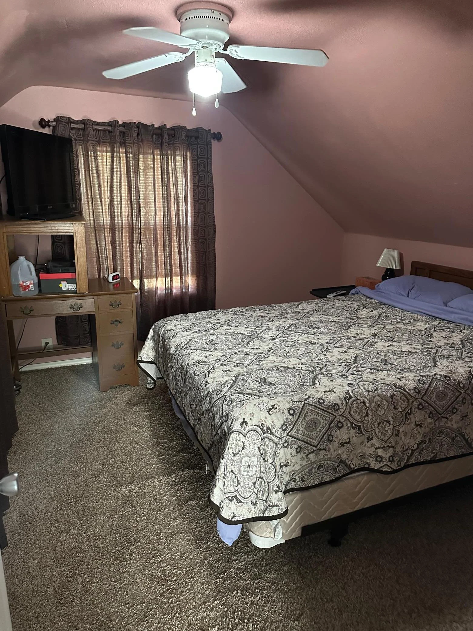 Bedroom 3.jpg