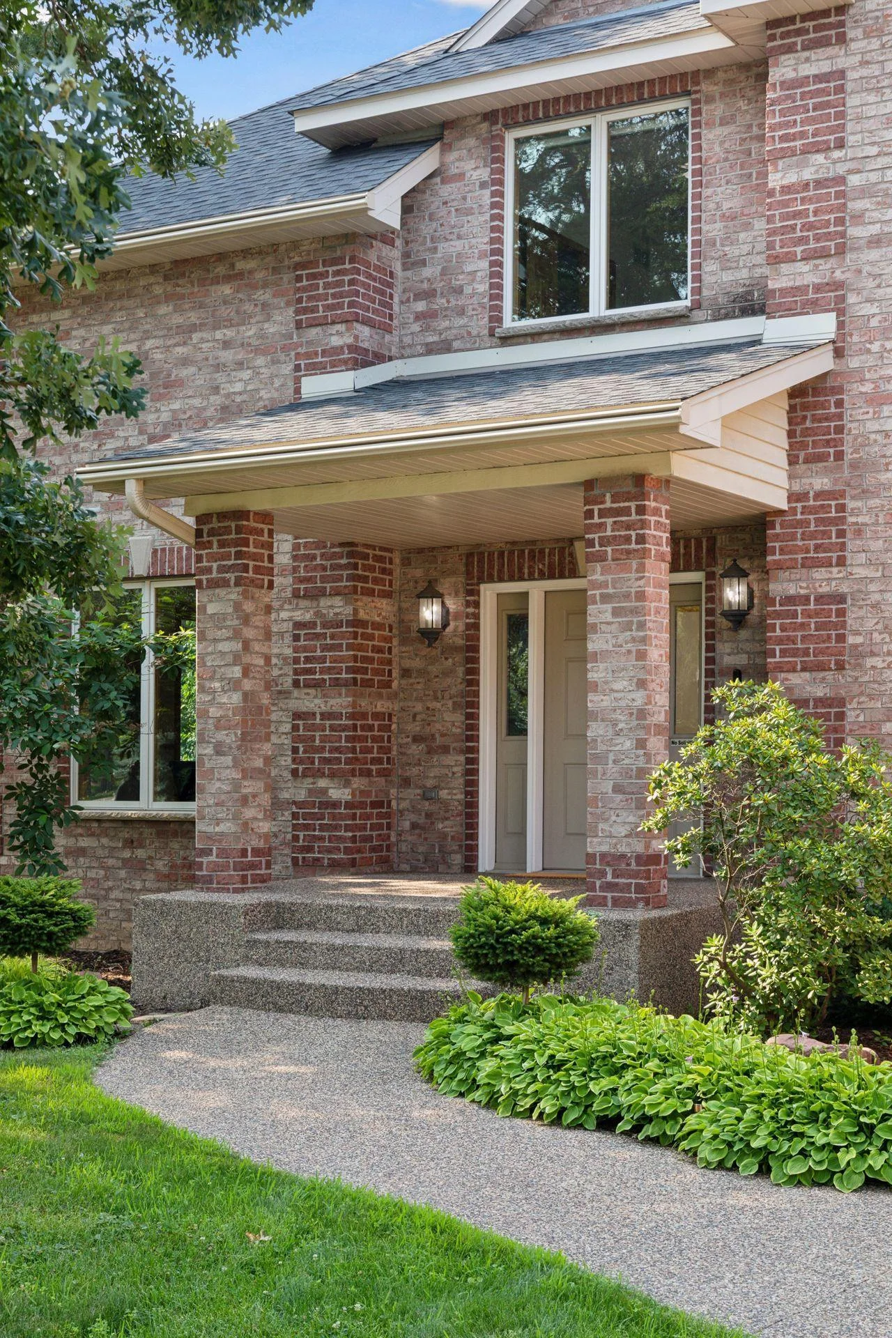 This is 4301 Overlook Drive!