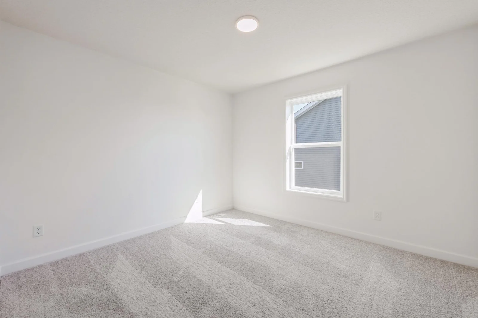 *Photo of similar home. Actual finishes will vary.