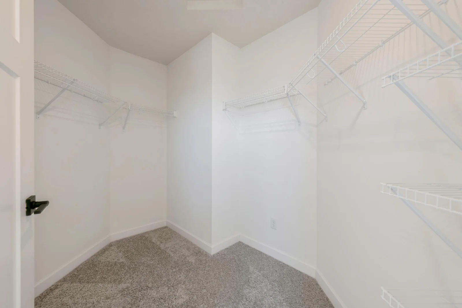 *Photo of similar home. Actual finishes will vary.