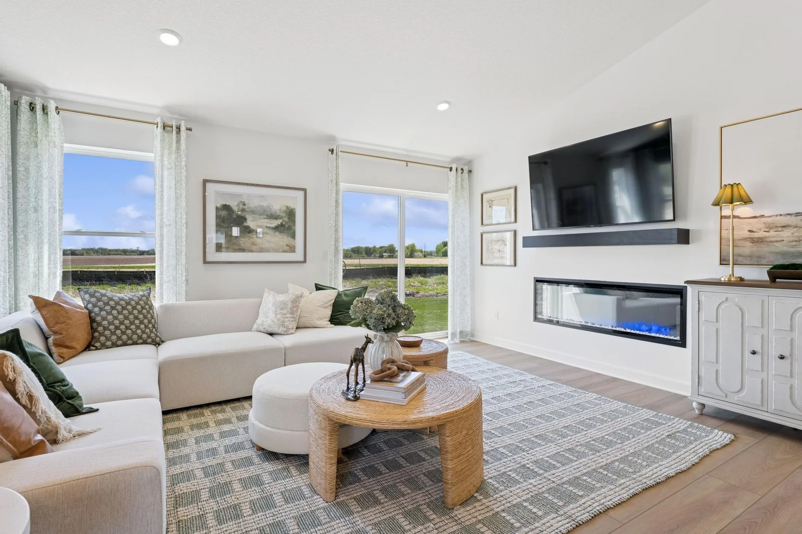 (Photo of a model home. Finishes and features will vary)