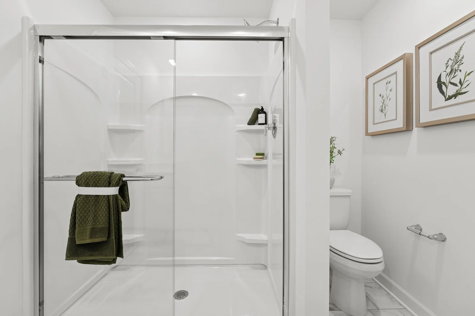 (Photo of a model home. Finishes and features will vary)