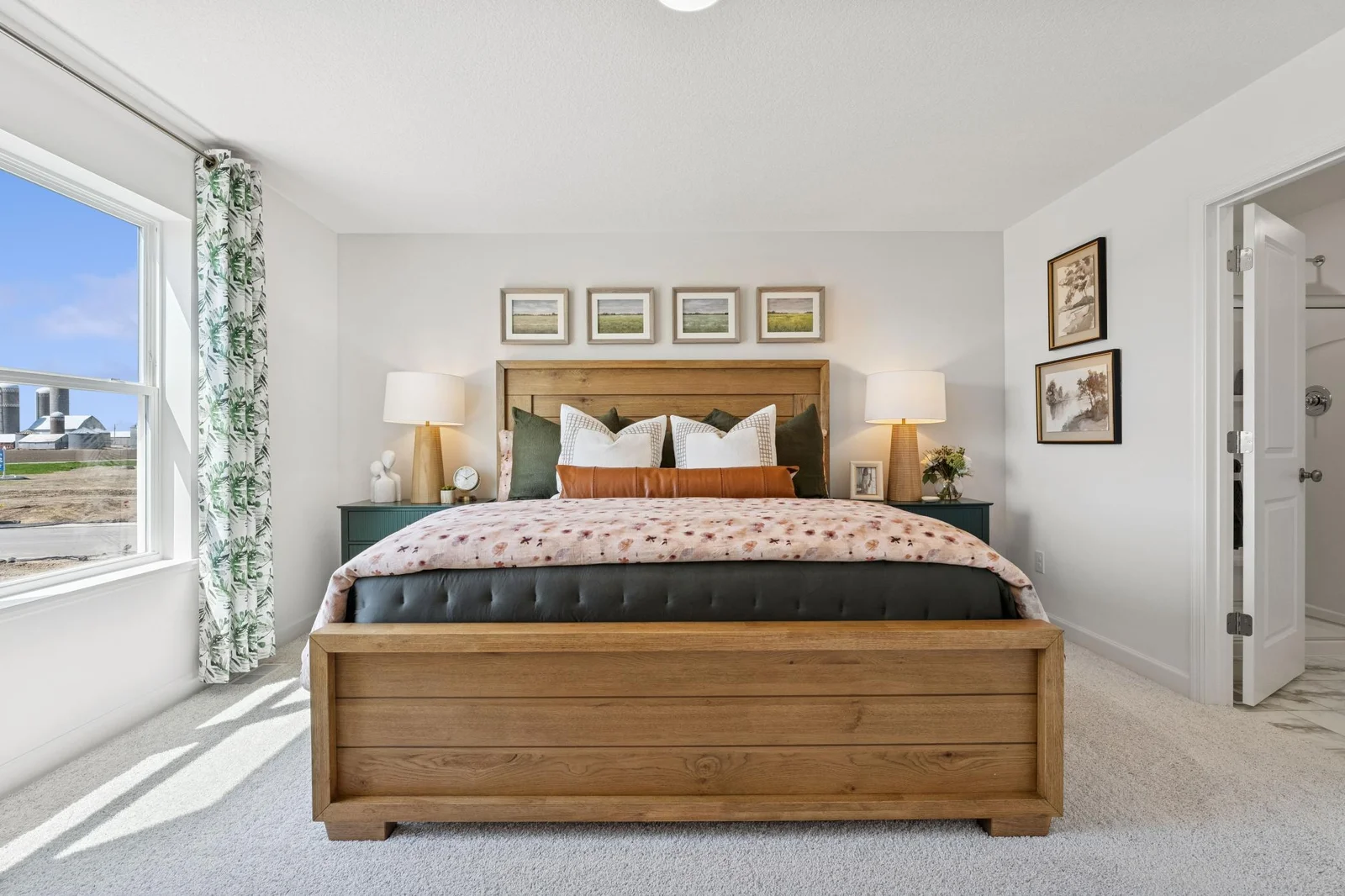 (Photo of a model home. Finishes and features will vary)