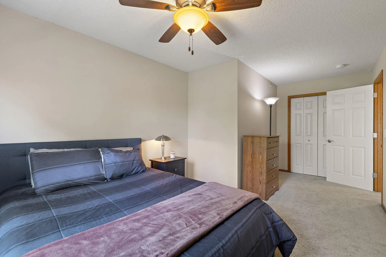 22-web-or-mls-4940 Underwood Ln N Unit B #107, Plymouth, MN 55442 - 39.jpg