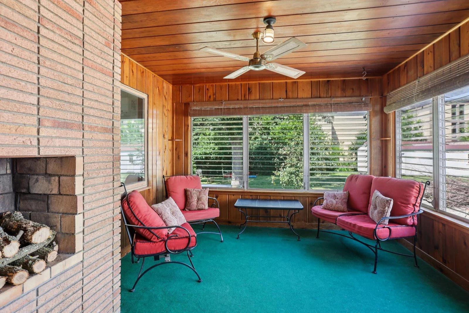 3 season porch!