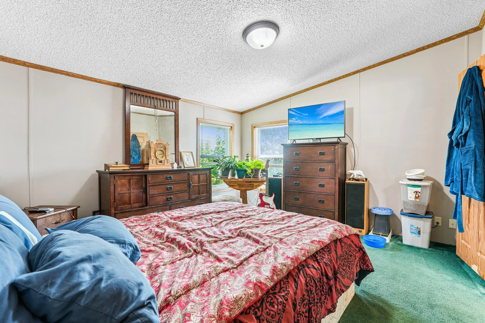 primary bedroom