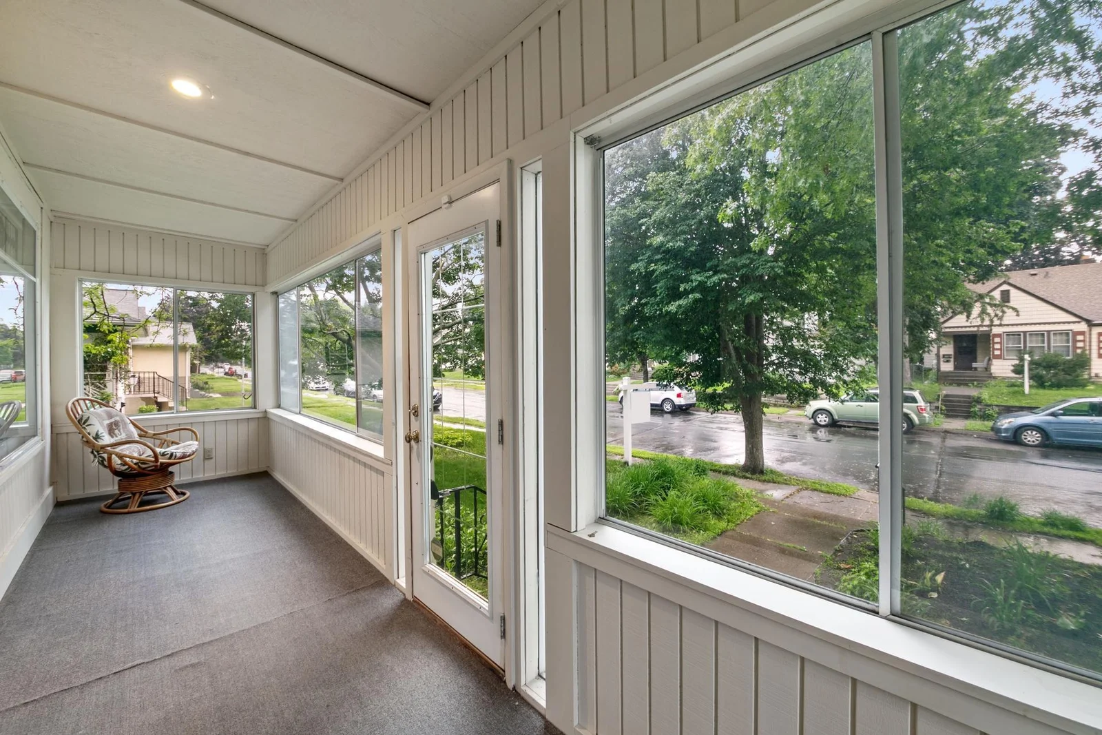 3-season front porch