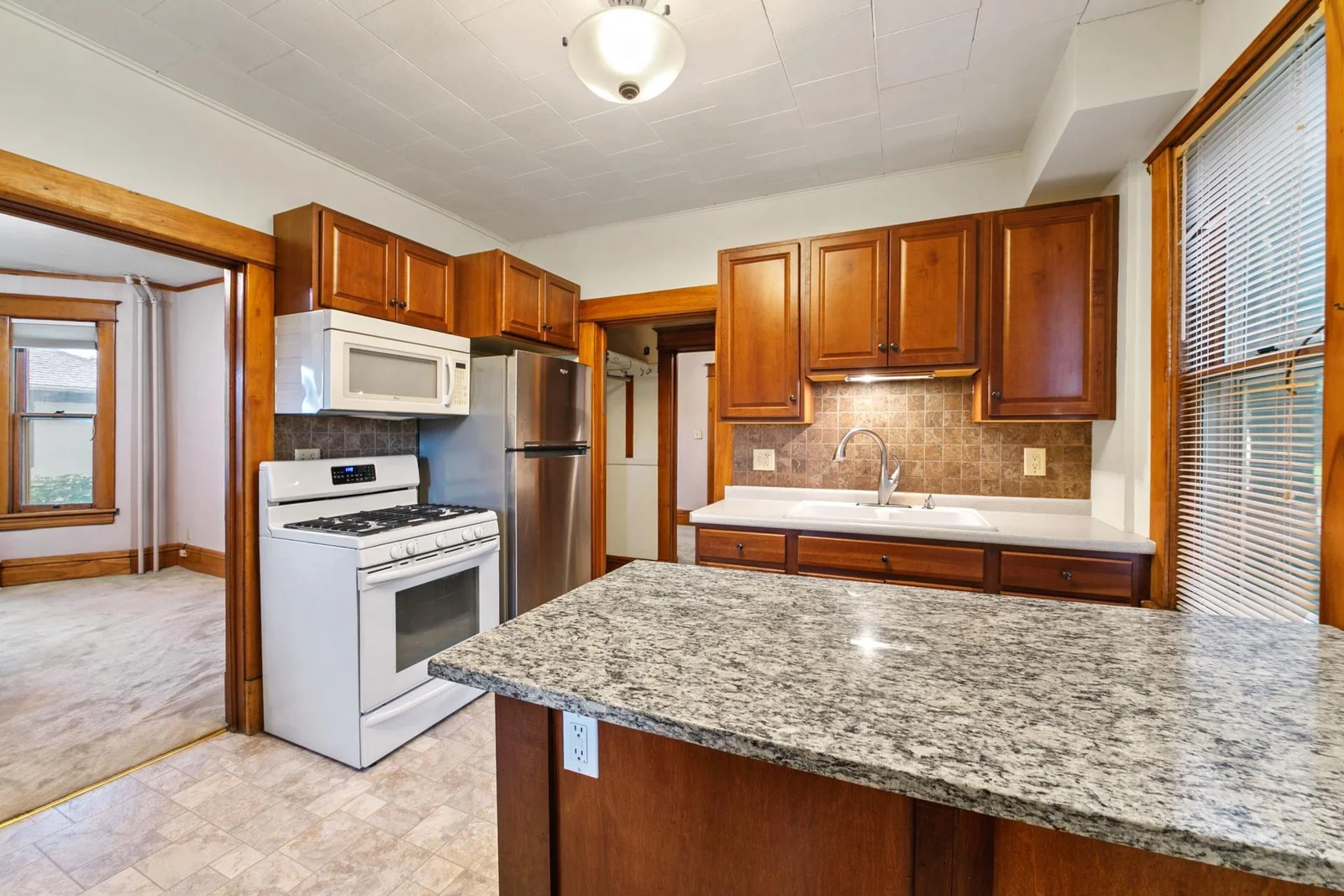 Kitchen with center island