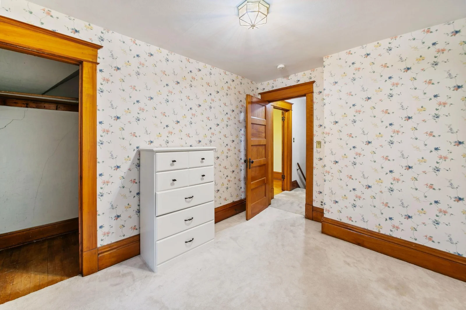 1st upper level bedroom