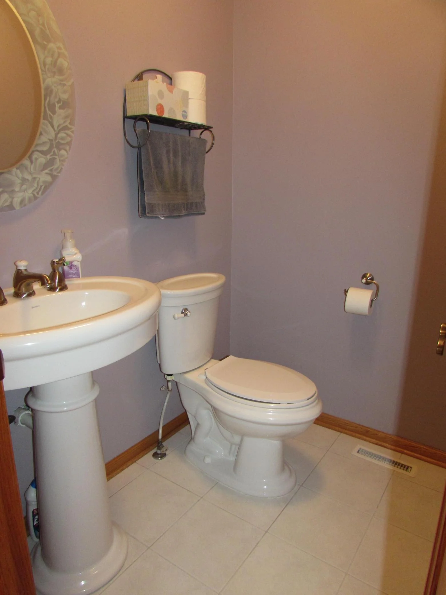 Main Floor 1/2  Bathroom