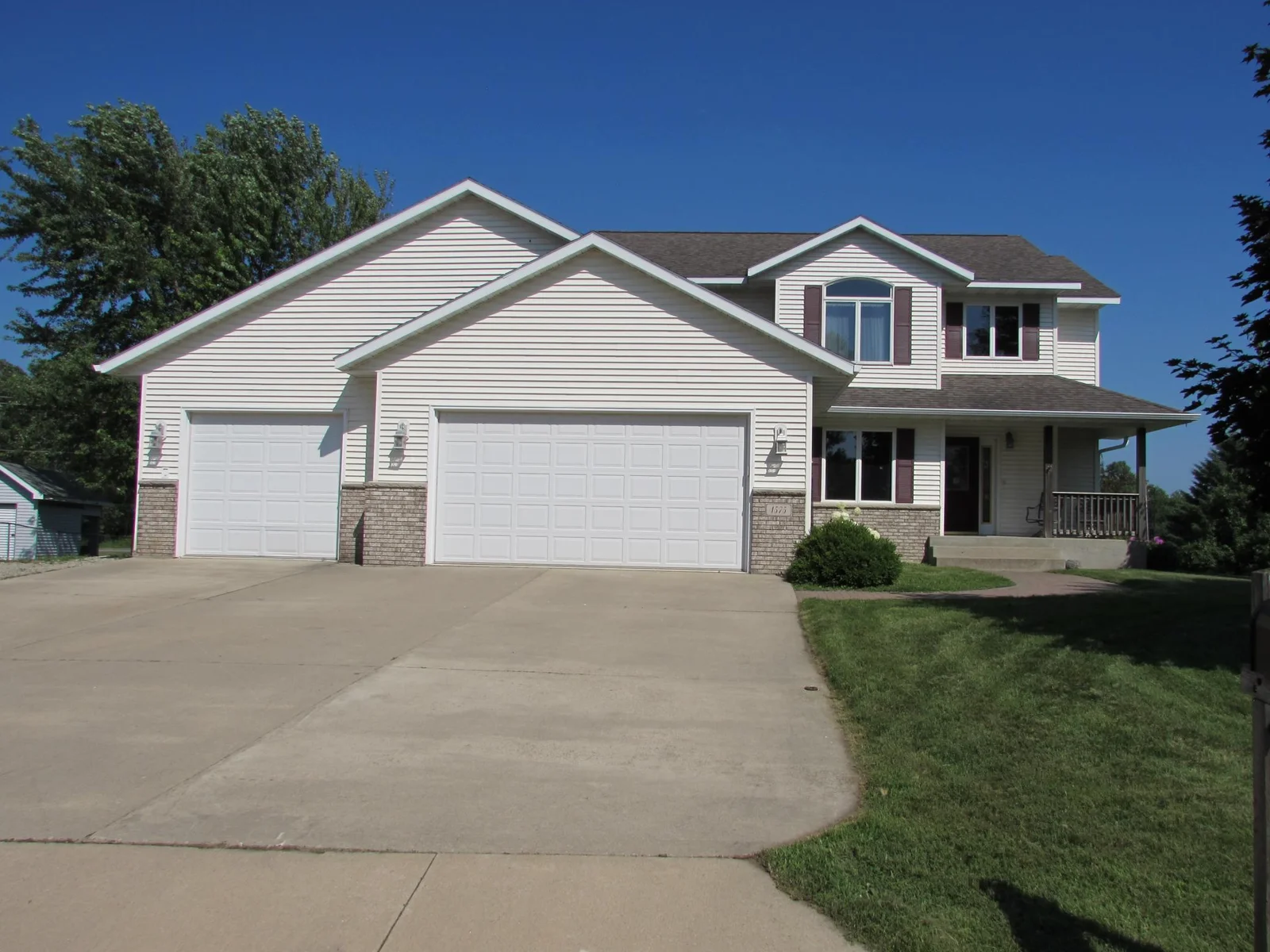 1575 Cornerstone Lane, Owatonna