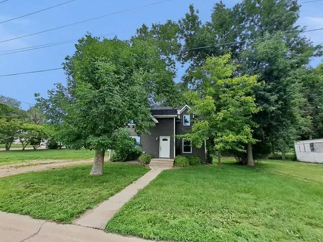 Front yard.jpg
